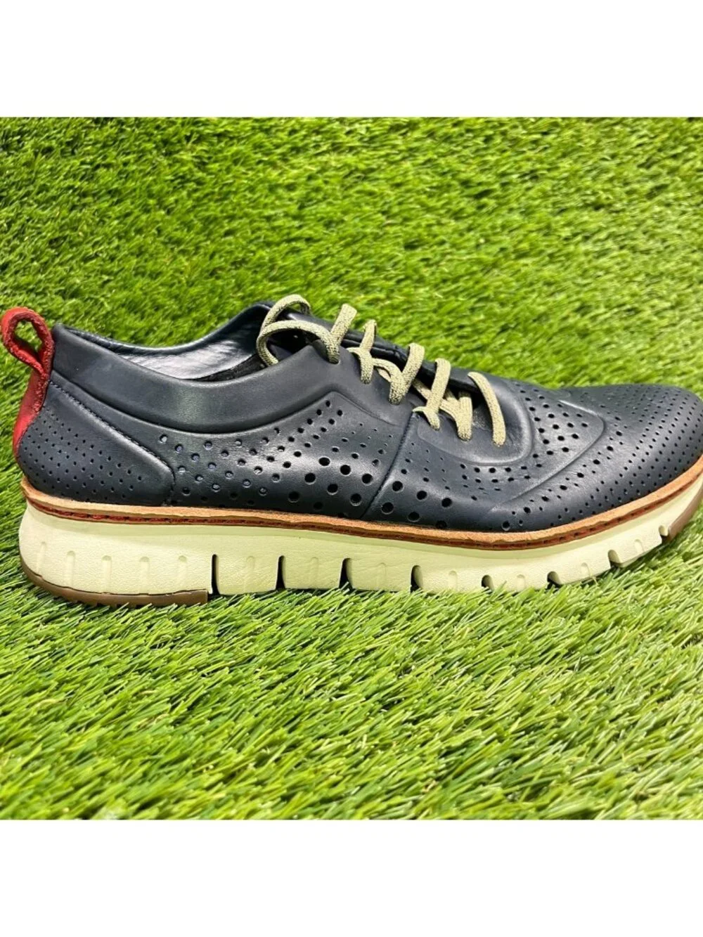 Cole Haan Zerogrand Mens Size 9.5 Blue Classic Leather Wingtip Oxford Shoes